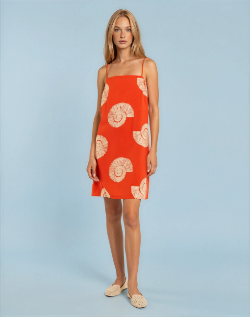 Vestido tirantes con bordado caracolas