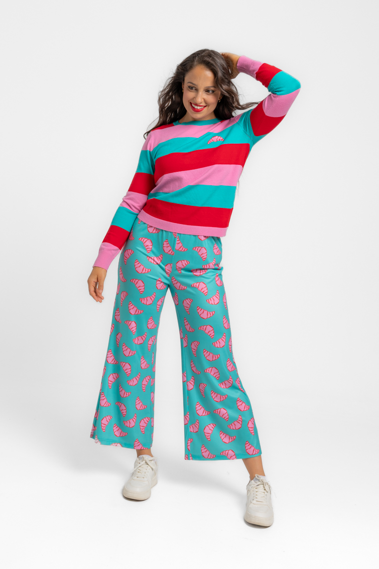 Suéter fino de cuello redondo con bordado de Lolina – colección CROISSANT | Tiendas Via Vai
