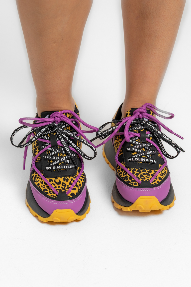Sneakers estampadas de Lolina – colección BRILLANDO | Tiendas Via Vai