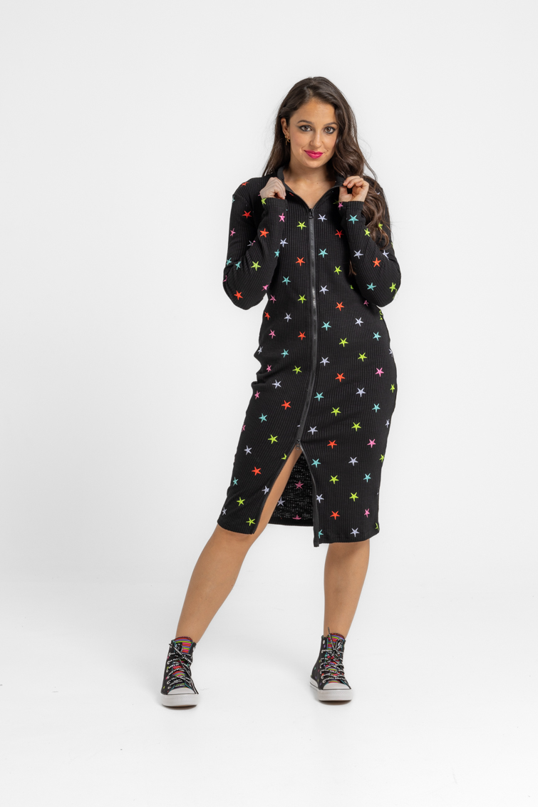 Vestido cremallera con cuello perkins entallado de Lolina – colección STARS | Tiendas Via Vai