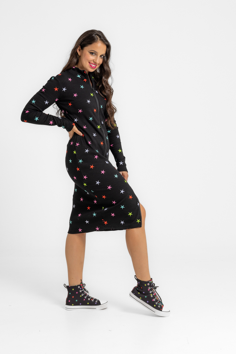 Vestido cremallera con cuello perkins entallado de Lolina – colección STARS | Tiendas Via Vai