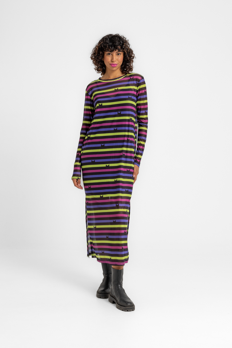 Vestido camiseta de Lolina – colección La Loca de los Gatos | Tiendas Via Vai