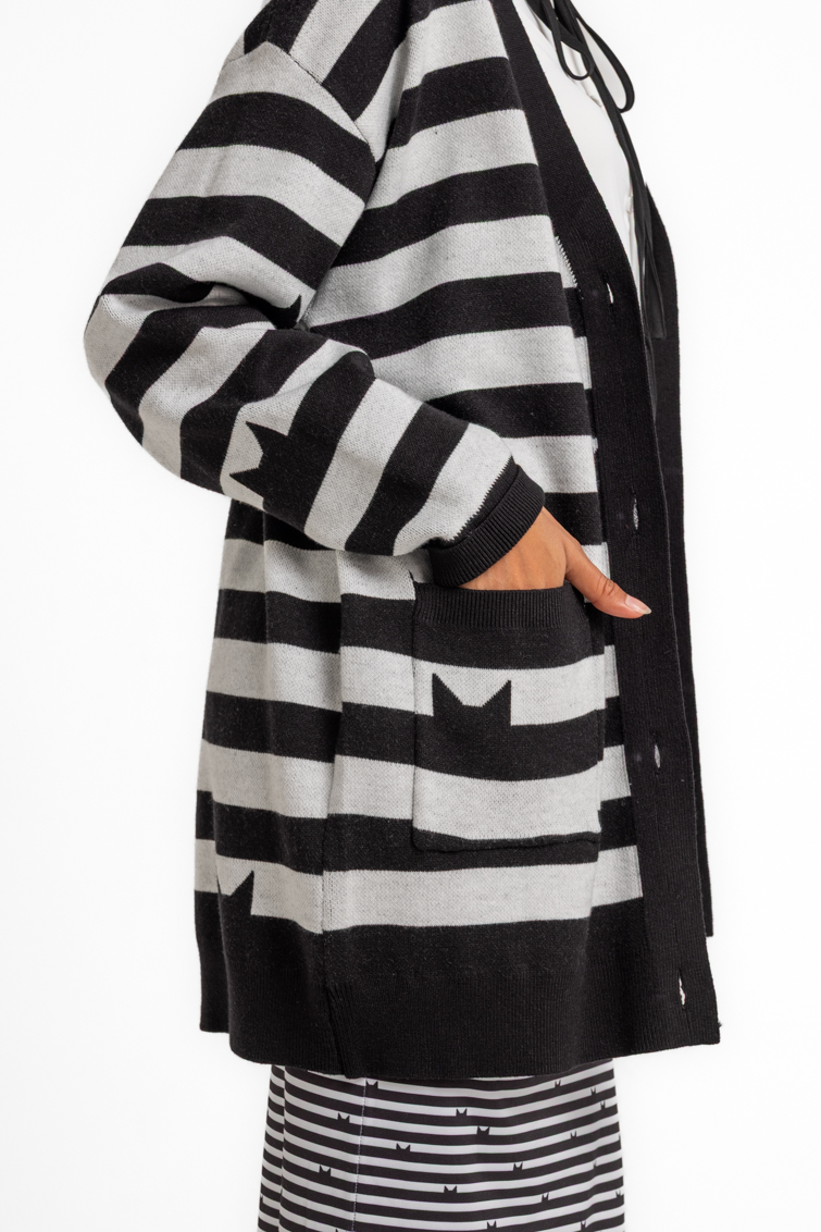 Cárdigan Large de Lolina – colección BLACK CAT | Tiendas Via Vai