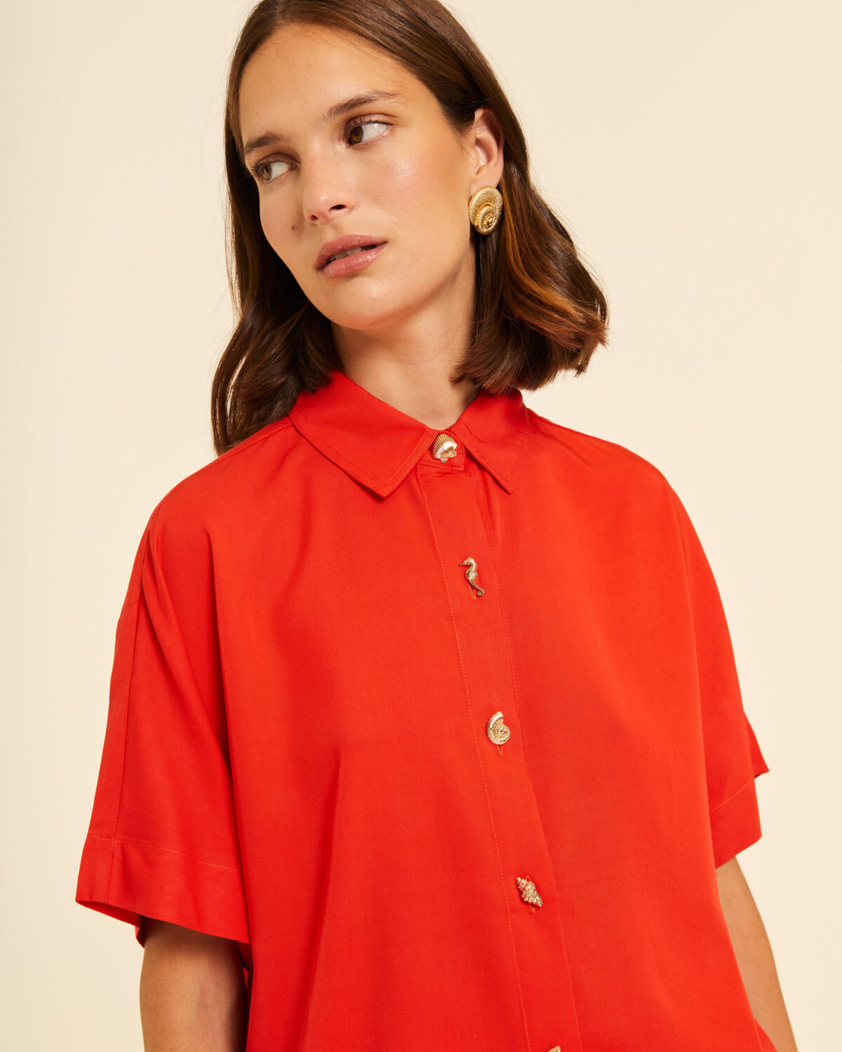 Camisa de manga corta roja