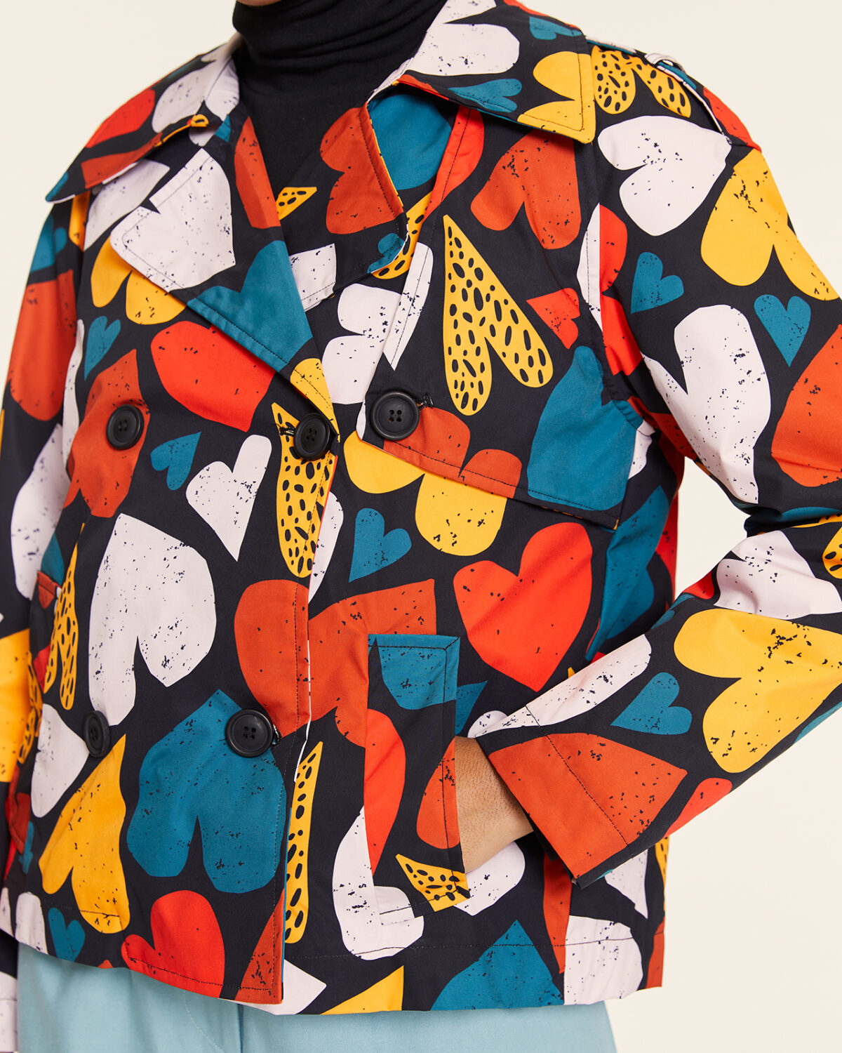 Chaqueta Corazones Forro Acolchado Negro