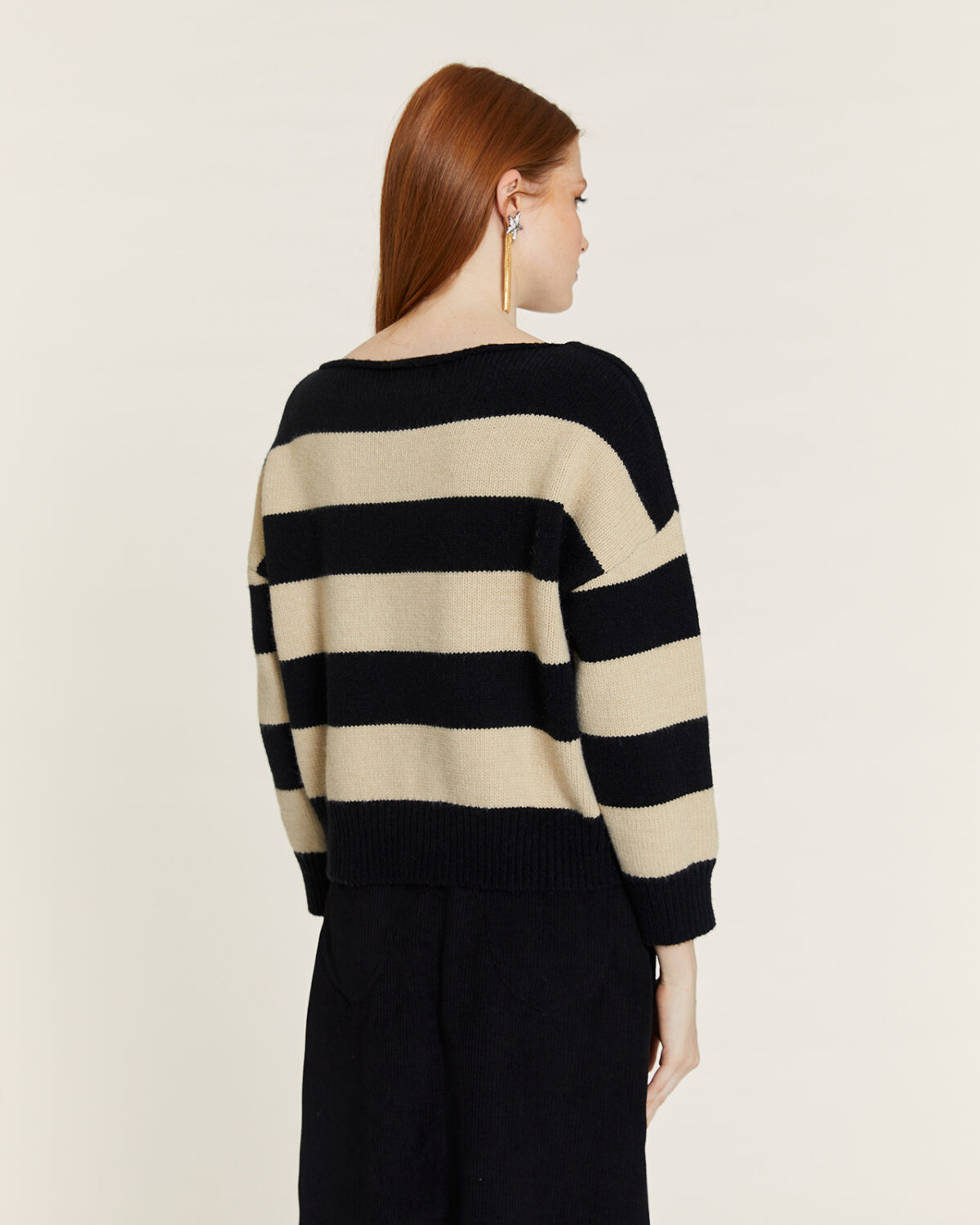 Jersey De Rayas Negro Y Crema Crema