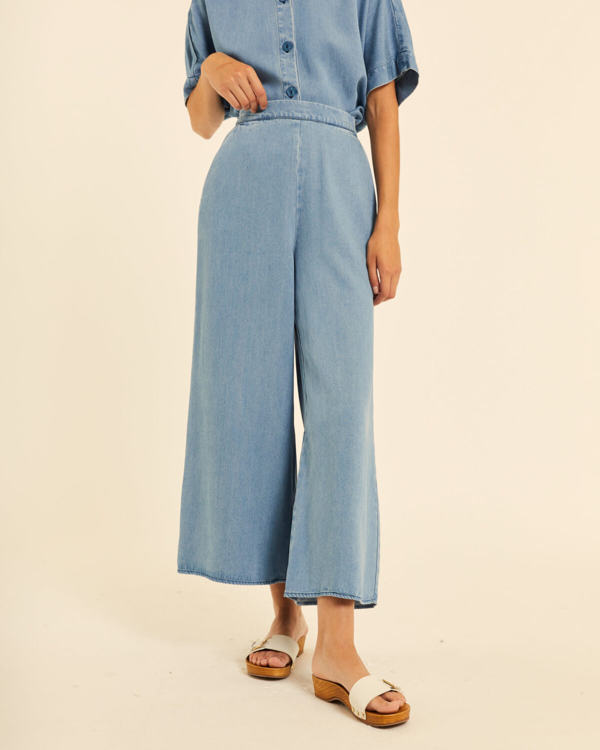 Pantalón ancho denim