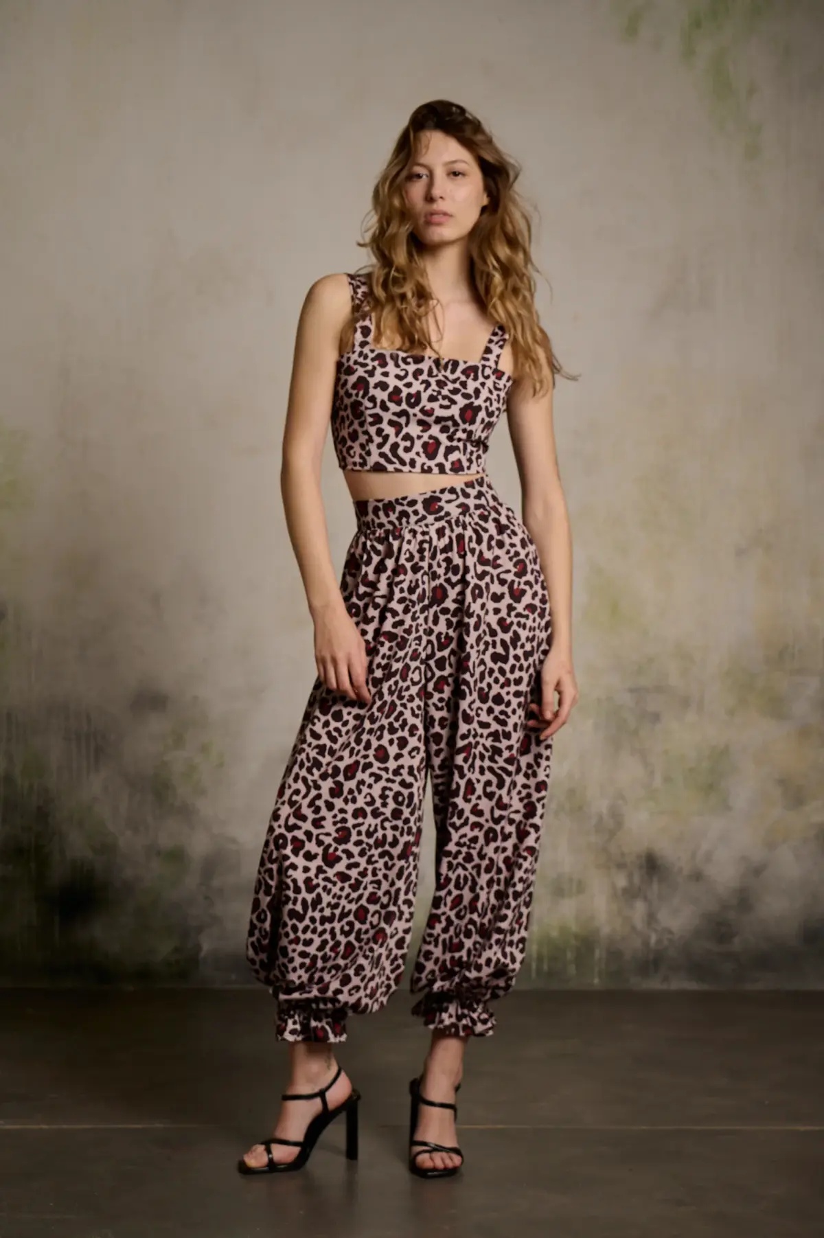 Top Felicia Leopardo