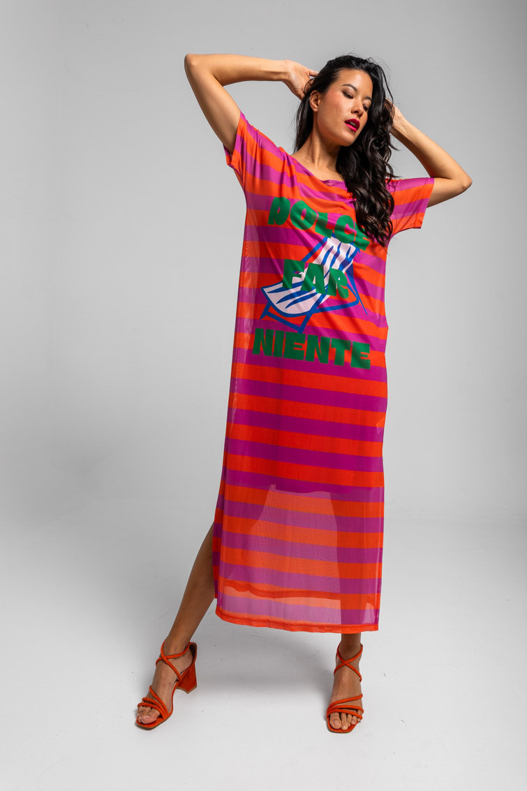 Vestido tul camiseta largo de rayas rosa y naranja con texto - Dolce Far Niente