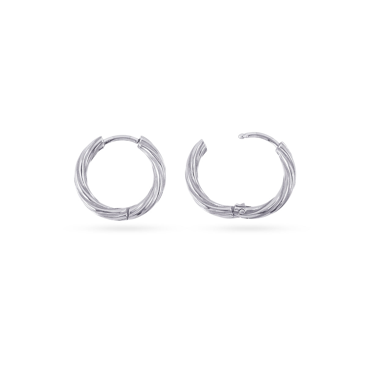 Aros Essentials Trenzado 13 Mm en Plateado, bisutería de acero de la colección Essentials — Tiendas Via Vai Estepona