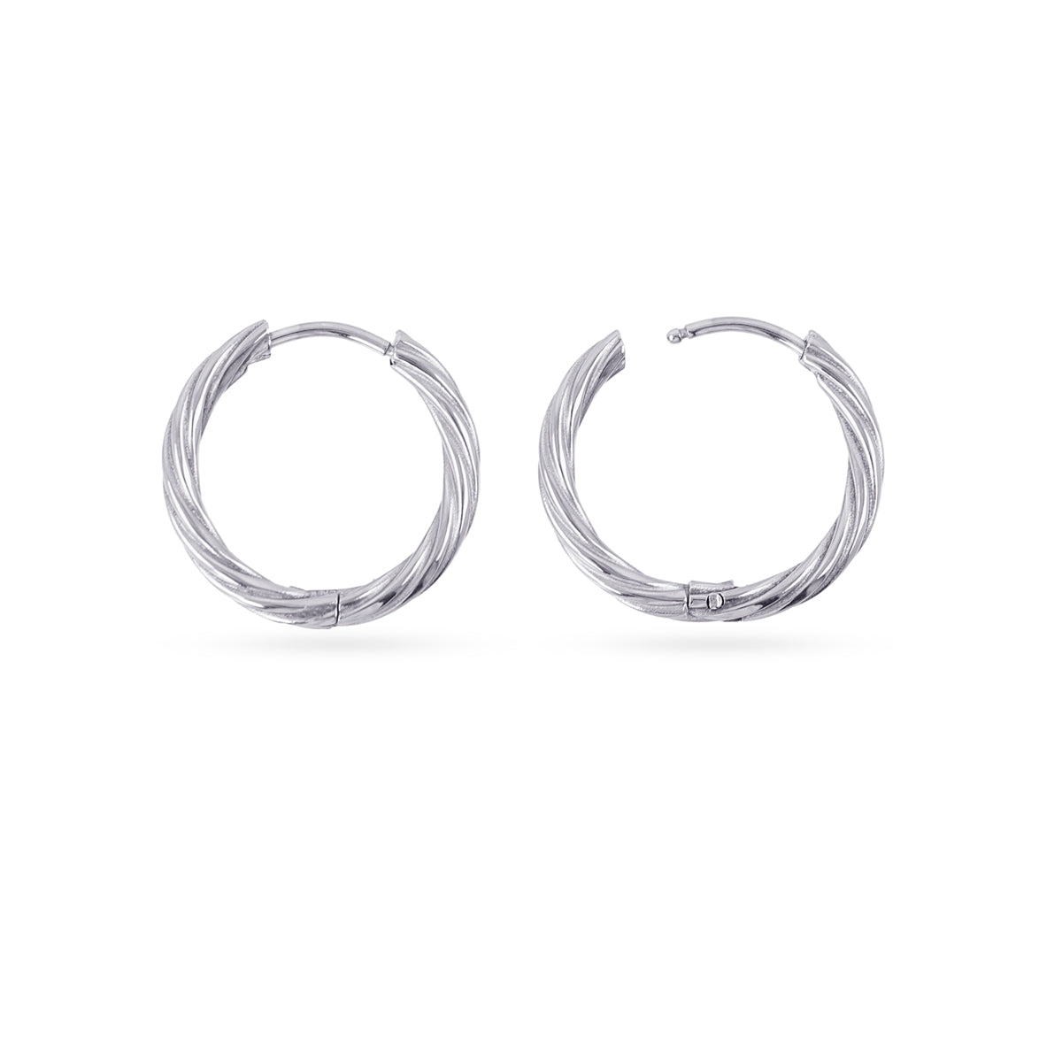 Aros Essentials Trenzado 18 Mm en Plateado, bisutería de acero de la colección Essentials — Tiendas Via Vai Estepona