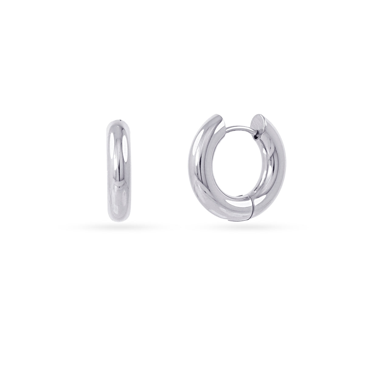 Aros Essentials Tubular Brillo Pequeños en Plateado, bisutería de acero de la colección Essentials — Tiendas Via Vai Estepona