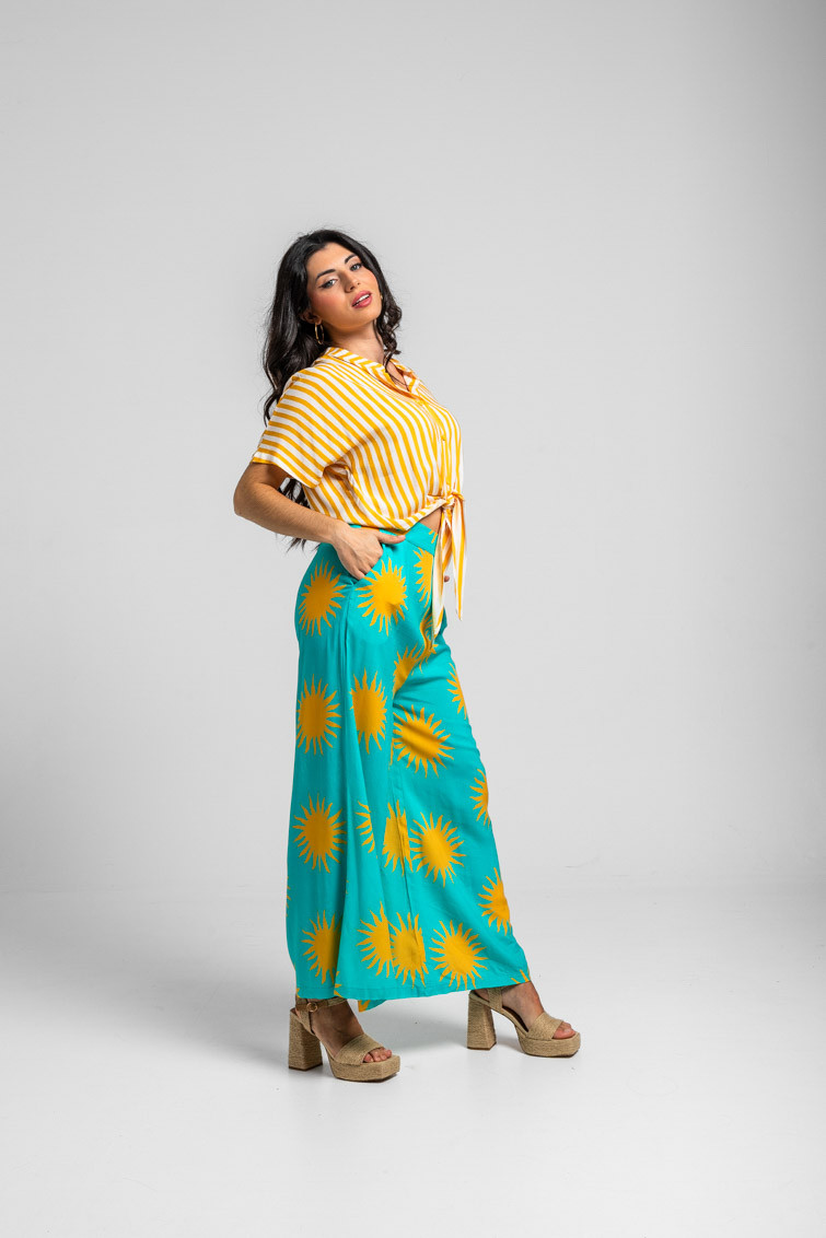 Camisa cuello mao anudada de rayas blancas y amarillas - Oh Sole mio Lolina - Imagen 4