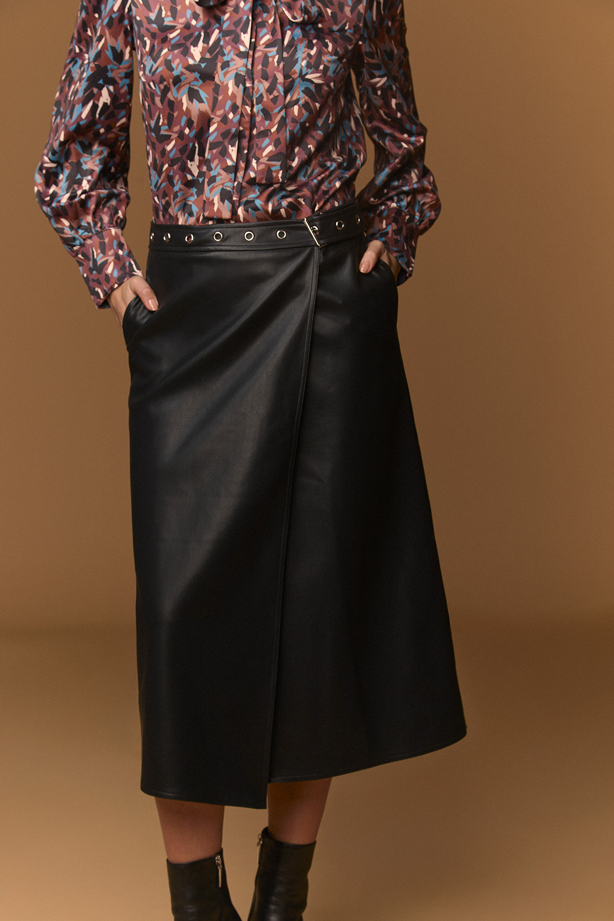 Falda Amy de Minueto – tienda de ropa de mujer en Estepona, Costa del Sol