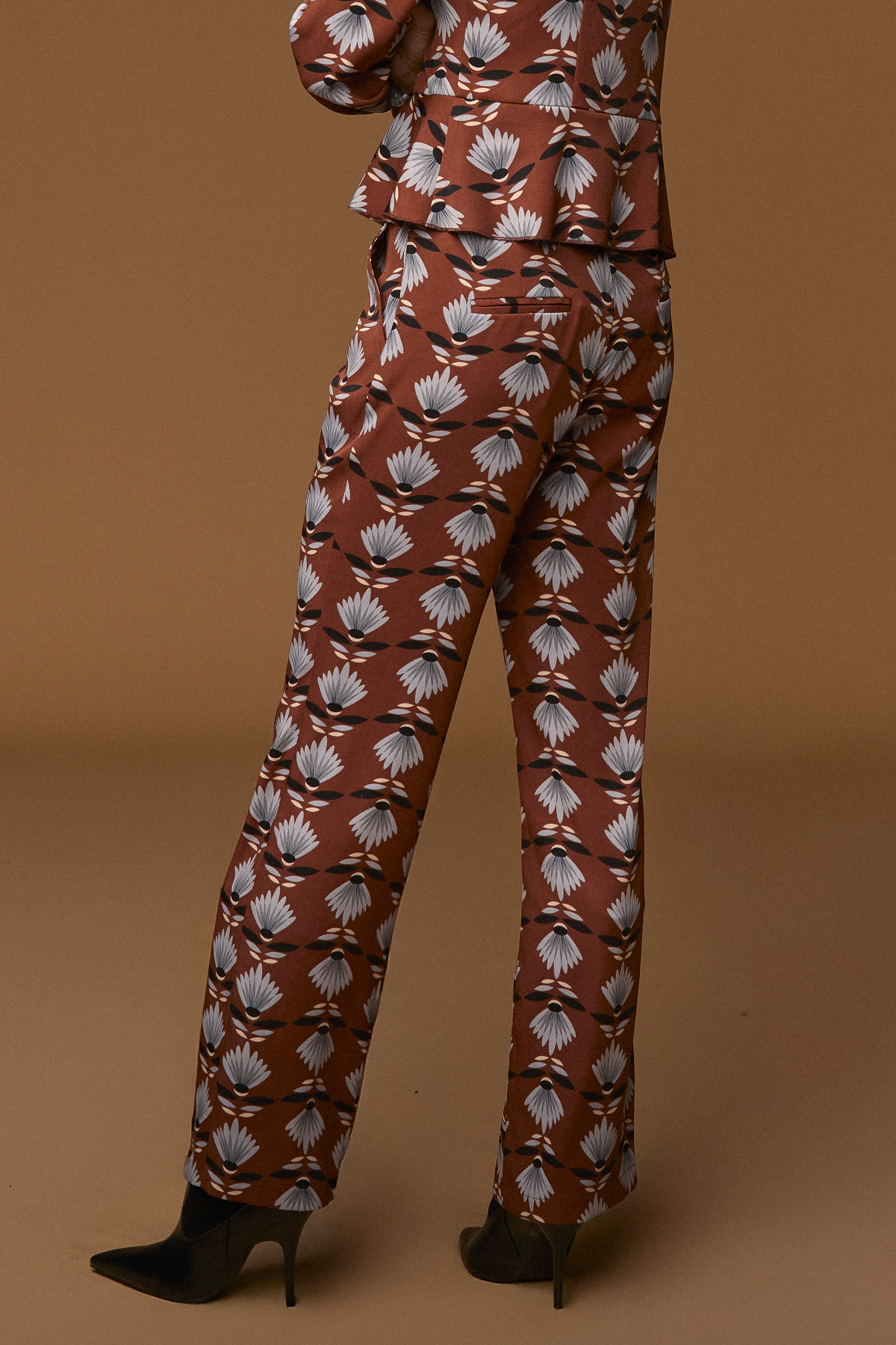 Pantalón Shard de Minueto – tienda de ropa de mujer en Estepona, Costa del Sol