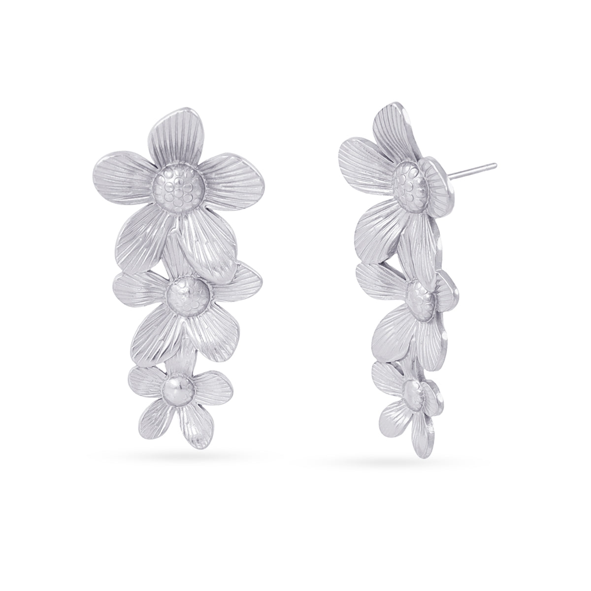 Pendientes Largos Essentials Flores Textura en Plateado, bisutería de acero de la colección Essentials — Tiendas Via Vai Estepona