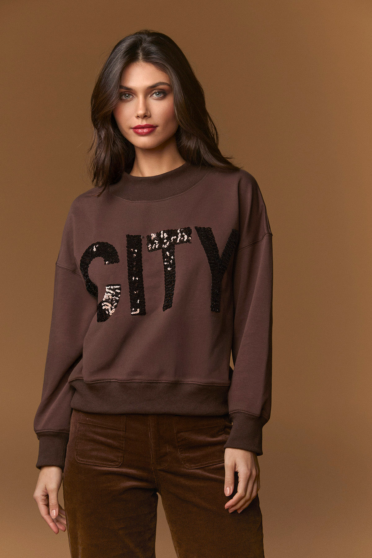 Sudadera City de Minueto – tienda de ropa de mujer en Estepona, Costa del Sol