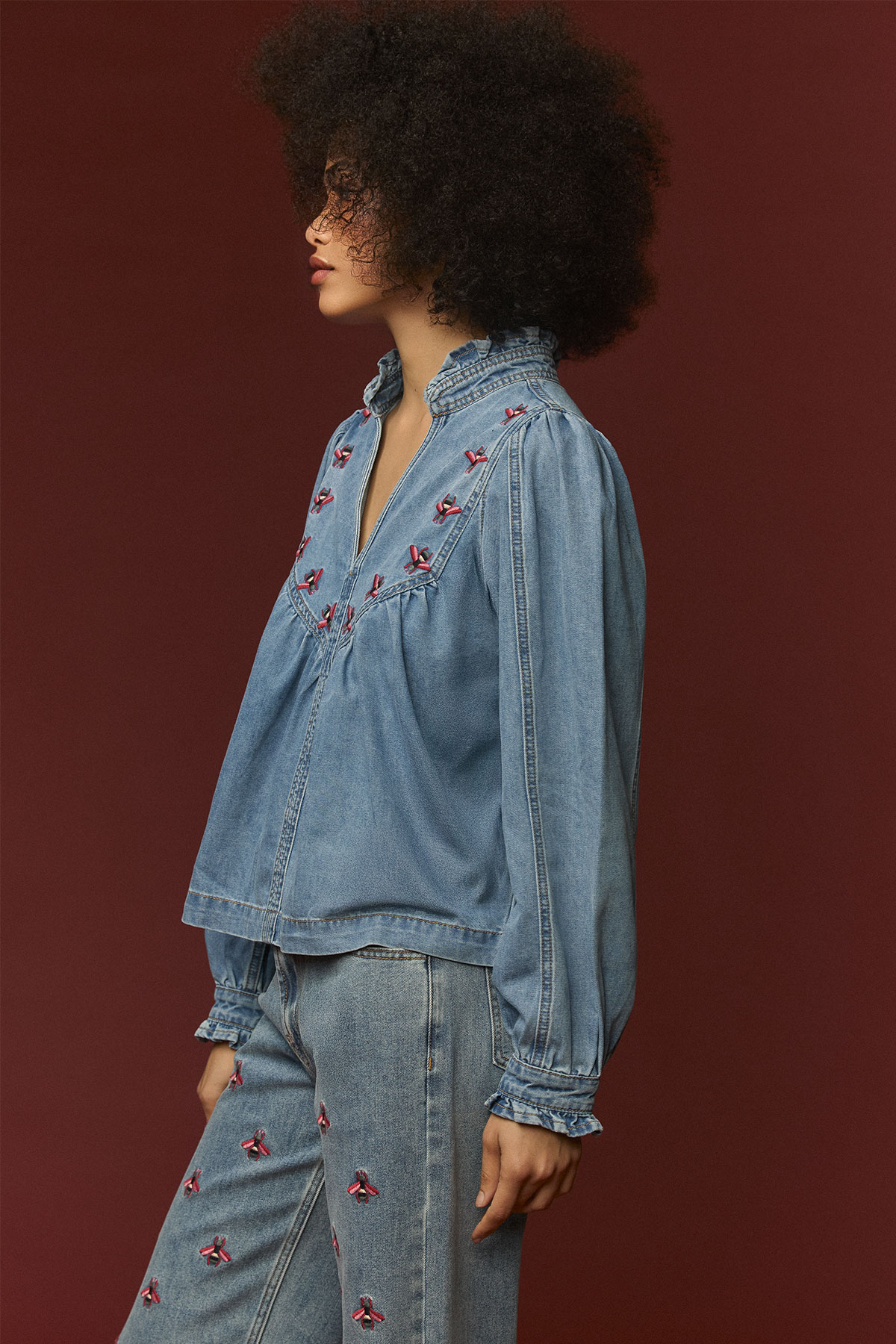Top Bee de Minueto – tienda de ropa de mujer en Estepona, Costa del Sol